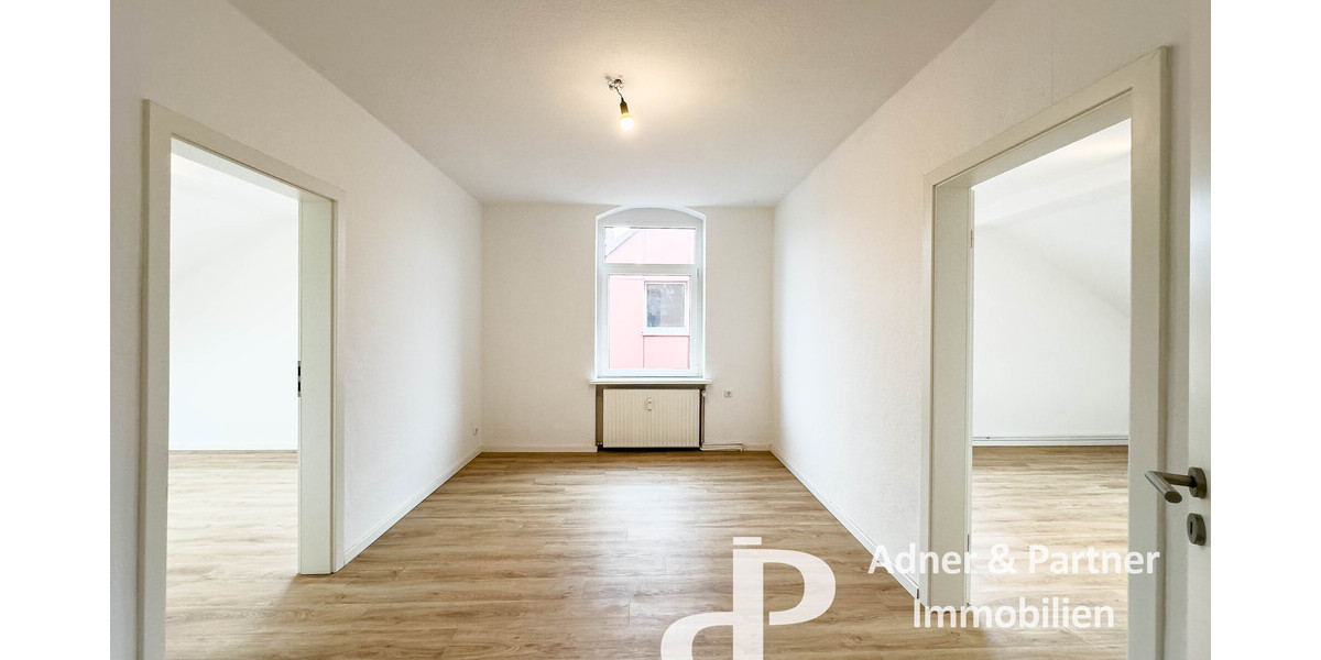 **WG-GEEIGNETE DACHGESCHOSS-WOHNUNG IN HBK-NÄHE BRAUNSCHWEIGS** - Dachgeschoßwohnung Braunschweig Westliches Ringgebiet | Angebot:25792435