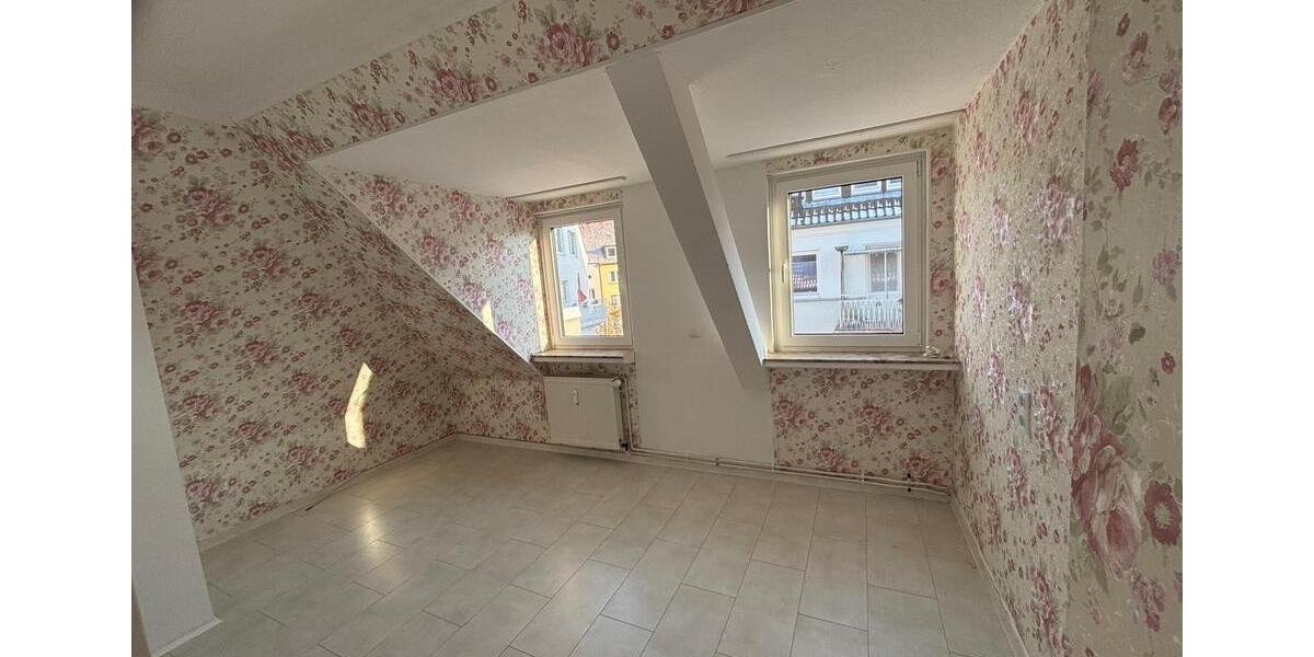 Dachgeschoßwohnung Hildesheim Itzum-Marienburg - 4 Zimmer, 88 m&sup2;, 1.050&euro; | Angebot:24614311