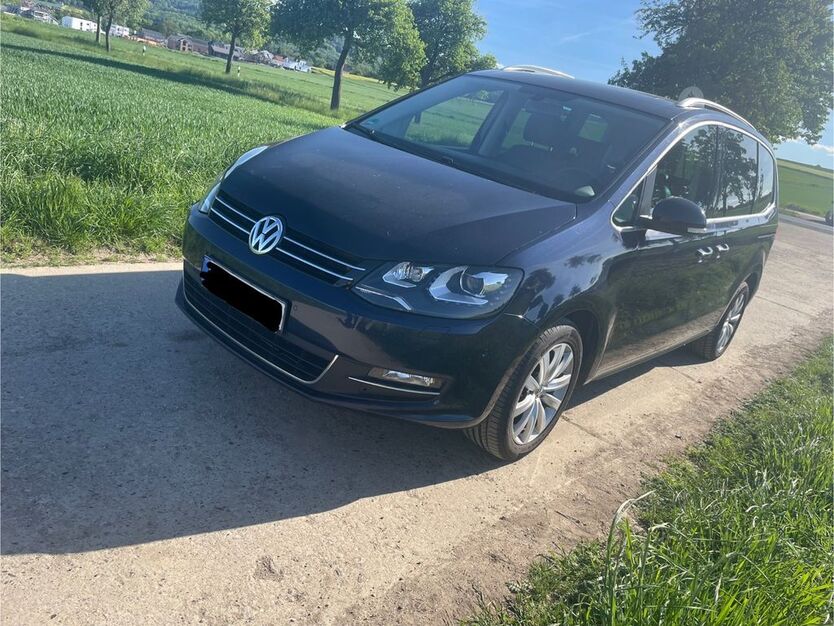 VW Sharan 217.000 km 12.800 € Braunschweig 38102
