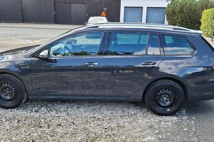 VW Golf 108.000 km 15.300 € Hornburg 38315