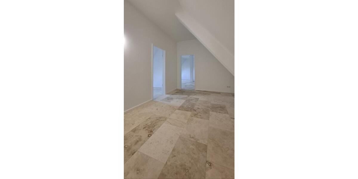 Dachgeschoßwohnung Goslar Jürgenohl - 5 Zimmer, 151 m&sup2;, 1.934&euro; | Angebot:24455960