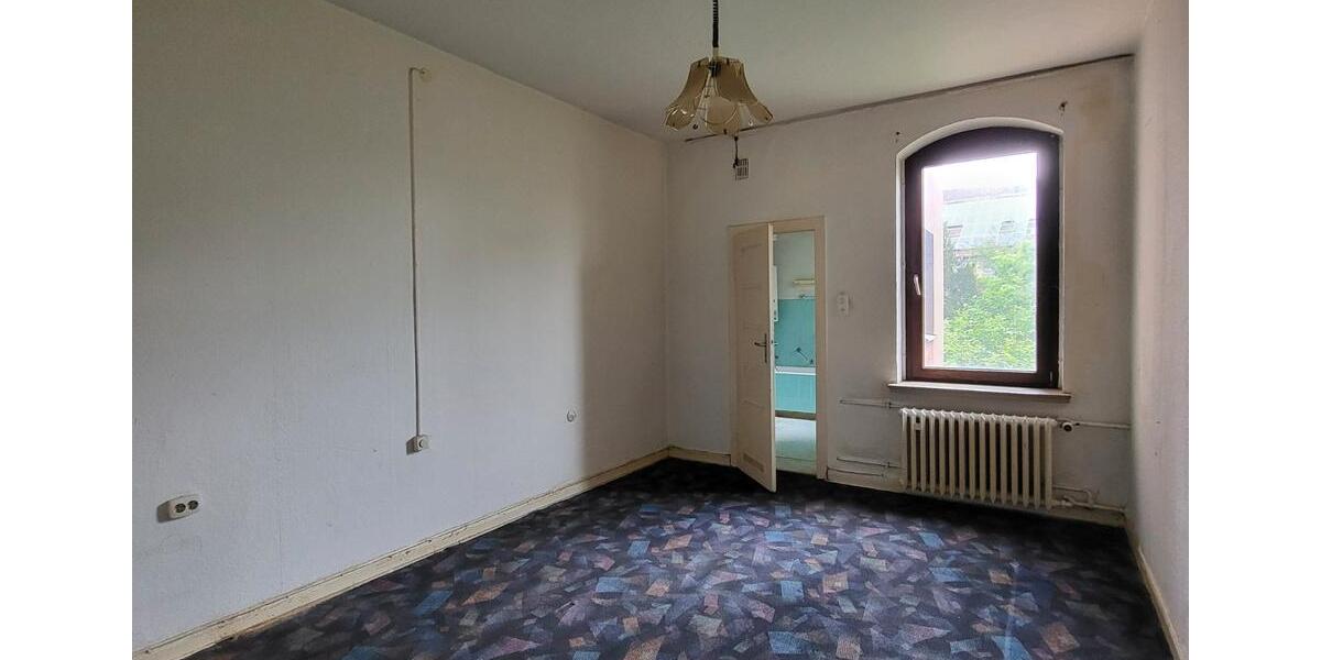Einfamilienhaus Hildesheim Himmelsthür - 9 Zimmer, 195 m&sup2;, 175.000&euro; | Angebot:26689251