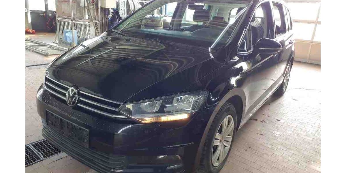 VW Touran 88.000 km 22.890 &euro; Goslar 38640