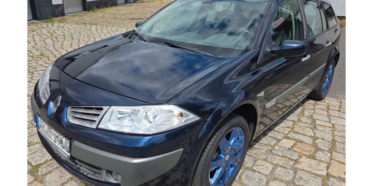 Renault Megane 143.000 km 1.890 &euro; Braunschweig 38112