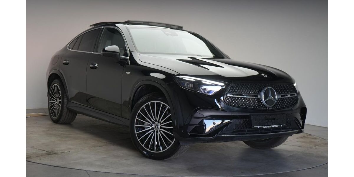 Mercedes-Benz GLC 300 11.000 km 73.990 € Braunschweig 38110