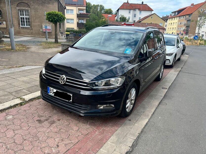 VW Touran 113.000 km 14.800 € Braunschweig 38118