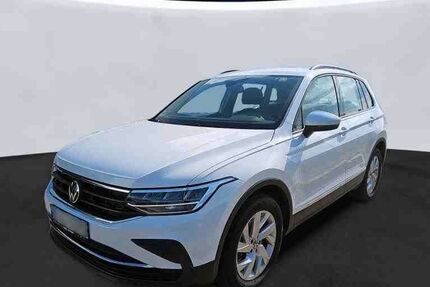 VW Tiguan 129.150 km 24.590 € Braunschweig 38110