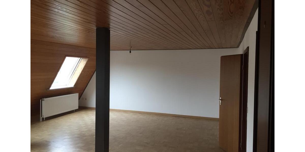 Dachgeschoßwohnung Salzgitter Ortschaft Südost - 3 Zimmer, 63 m&sup2;, 105.000&euro; | Angebot:26236315
