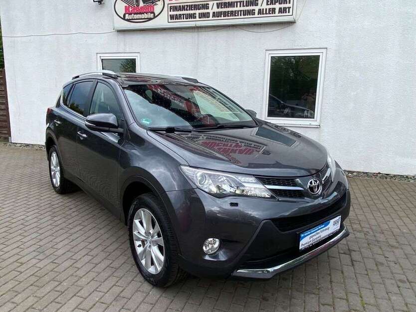 RAV 4