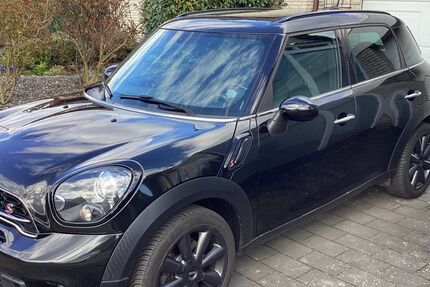 Mini Countryman S (Cooper) 128.345 km 8.650 &euro; Algermissen 31191