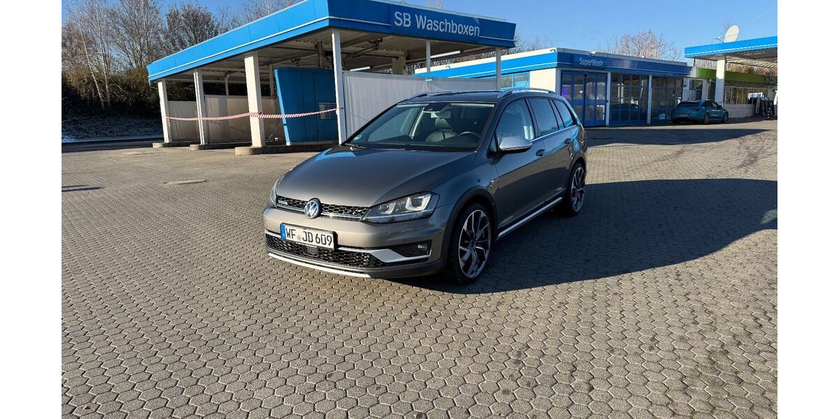 VW Golf 105.490 km 19.200 € Denkte 38321