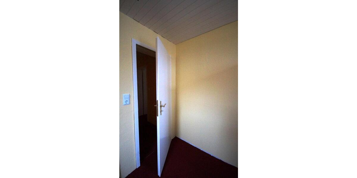 Dachgeschoßwohnung Braunschweig Westliches Ringgebiet - 3 Zimmer, 75 m&sup2;, 184.000&euro; | Angebot:26289318