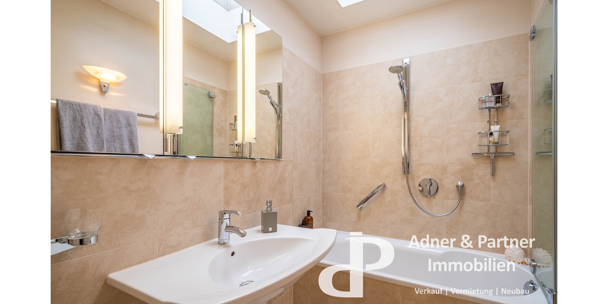 **KANZLERFELD: MODERNISIERTER SCHMIED-BUNGALOW MIT EXKLUSIVEM APARTMENT** - Bungalow Braunschweig Lehndorf-Watenbüttel | Angebot:27222751