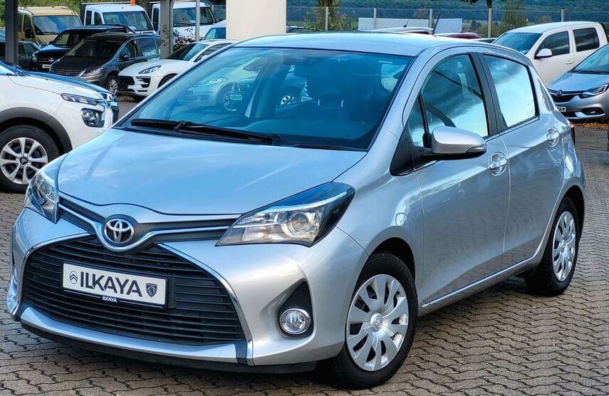 Yaris