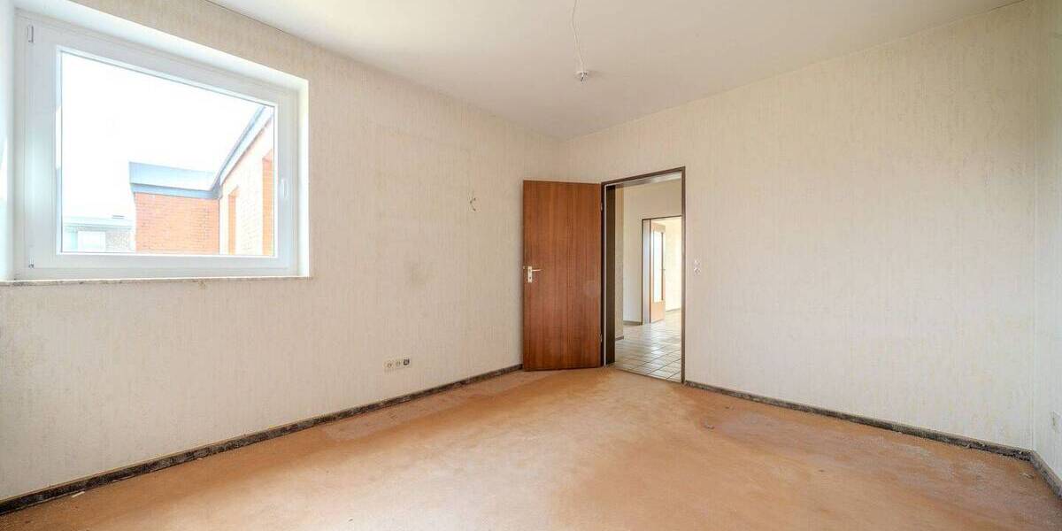 Etagenwohnung Hildesheim Himmelsthür - 3 Zimmer, 98 m&sup2;, 208.000&euro; | Angebot:26712757