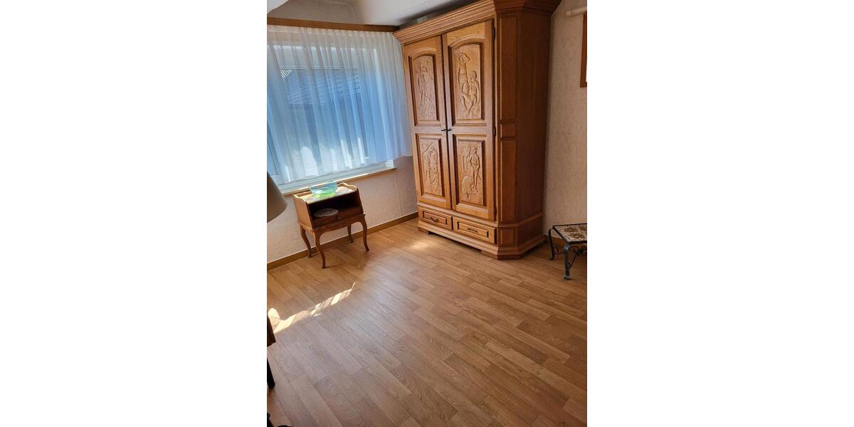 Einfamilienhaus Söhlde - 6 Zimmer, 150 m&sup2;, 190.000&euro; | Angebot:26221997