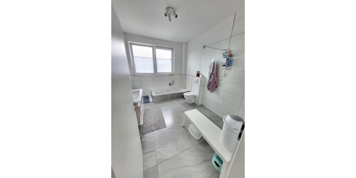 Exklusive Penthouse Wohnung - 180m² - Ruhige Lage - Dachterrasse 5 zimmer