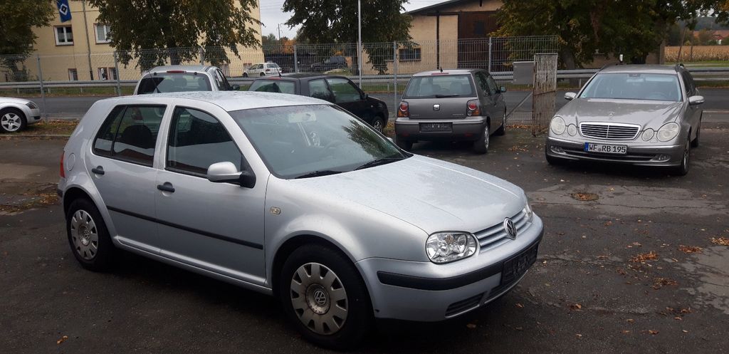 VW Golf 202.300 km 1.250 € Schladen 38315