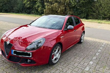 Alfa Romeo Giulietta 98.000 km 17.700 &euro; Salzgitter 38228