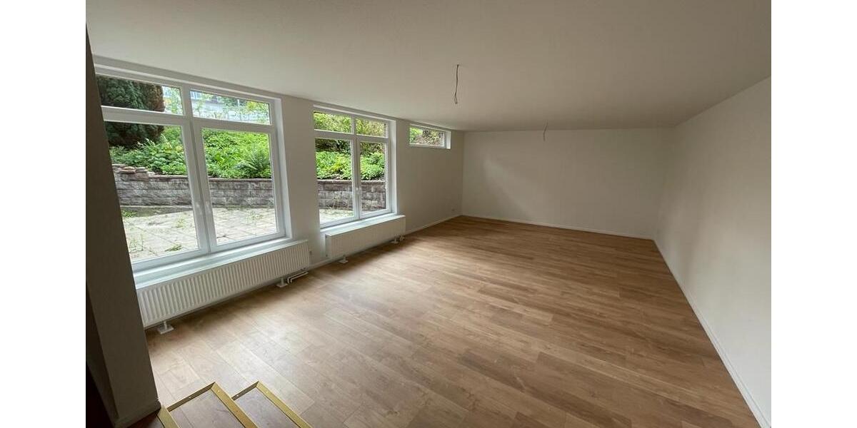 Etagenwohnung Hildesheim Himmelsthür - 2 Zimmer, 105 m&sup2;, 875&euro; | Angebot:25922695