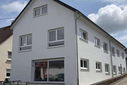 Haus zum Mieten in Attenweiler 1.800 € 156 m²
