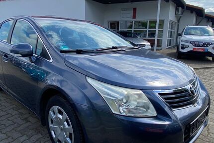 Toyota Avensis 180.000 km 5.950 &euro; Goslar 38644