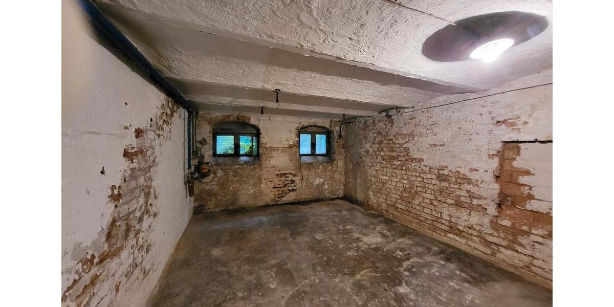 Einfamilienhaus Hildesheim Himmelsthür - 9 Zimmer, 195 m&sup2;, 175.000&euro; | Angebot:26689251