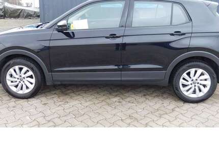 VW T-Cross 30.300 km 19.990 &euro; Vordorf 38533
