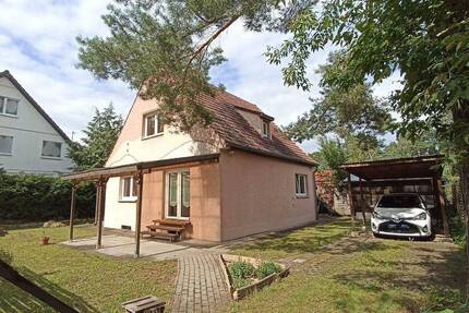 Provisionfrei. Bezugsfertiges helles EFH, saniert, renoviert, 105?m² Wfl., ruhiger Lage N. Wald&Seen