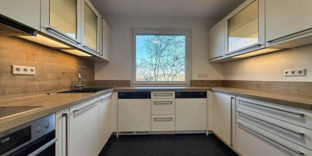 Etagenwohnung Wolfenbüttel Stadtgebiet - 3 Zimmer, 85 m&sup2;, 189.999&euro; | Angebot:26556794