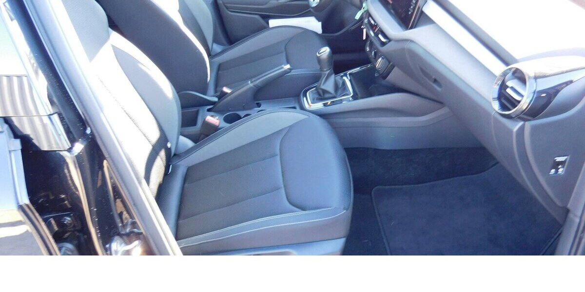 Skoda Fabia 1.0 Ambion TSI BMT 4TRG Klima Navi 14.100 km 16.990 € Vordorf 38533