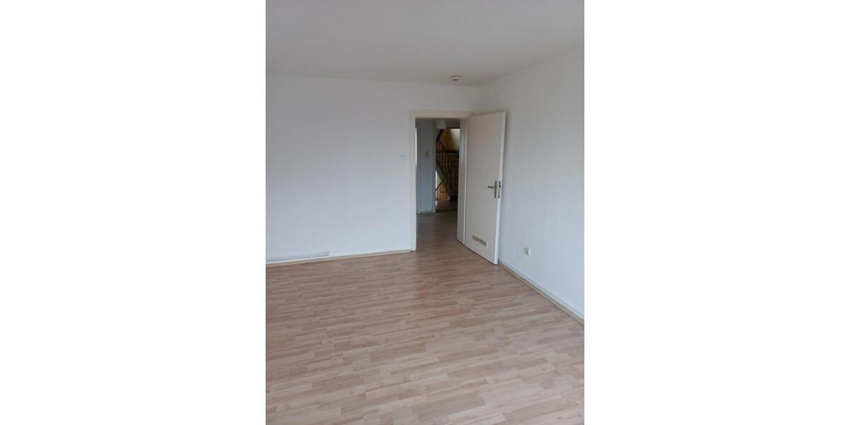 Etagenwohnung Hildesheim Oststadt/Stadtfeld - 1 Zimmer, 43 m&sup2;, 445&euro; | Angebot:26095445