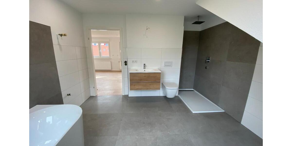 Maisonettenwohnung Braunschweig Heidberg-Melverode - 5 Zimmer, 130 m&sup2;, 1.560&euro; | Angebot:26395933