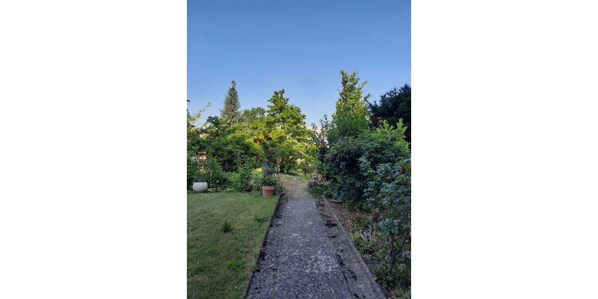 Etagenwohnung Hildesheim - 3 Zimmer, 65 m&sup2;, 650&euro; | Angebot:27093539