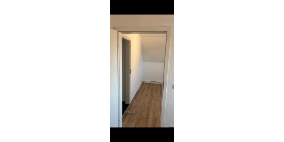 Dachgeschoßwohnung Börßum - 3 Zimmer, 50 m&sup2;, 350&euro; | Angebot:25152489