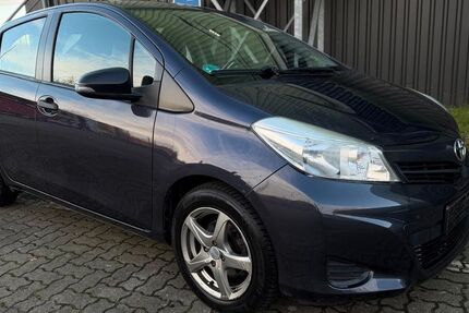 Toyota Yaris 190.000 km 3.600 &euro; Braunschweig 38112
