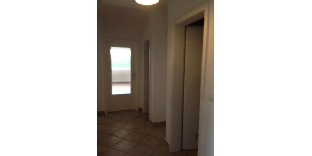 Dachgeschoßwohnung Braunschweig Wabe-Schunter-Beberbach - 3 Zimmer, 80 m&sup2;, 1.200&euro; | Angebot:26214824