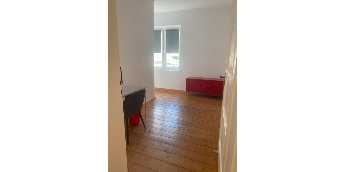 Hochparterre Hildesheim Oststadt/Stadtfeld - 4 Zimmer, 92 m&sup2;, 249.000&euro; | Angebot:26765444