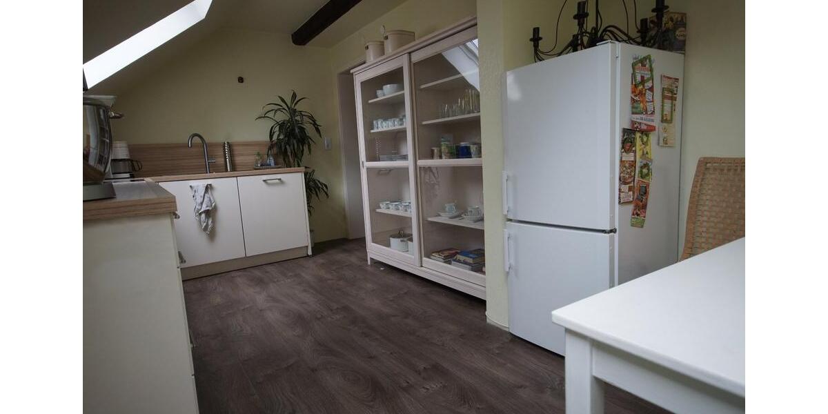 Dachgeschoßwohnung Braunschweig Westliches Ringgebiet - 3 Zimmer, 75 m&sup2;, 184.000&euro; | Angebot:26289318