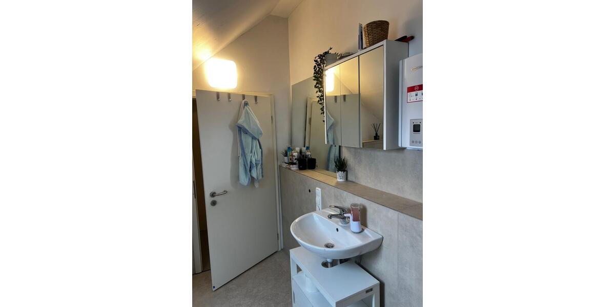 Dachgeschoßwohnung Ilsede - 4 Zimmer, 109 m&sup2;, 700&euro; | Angebot:25367962