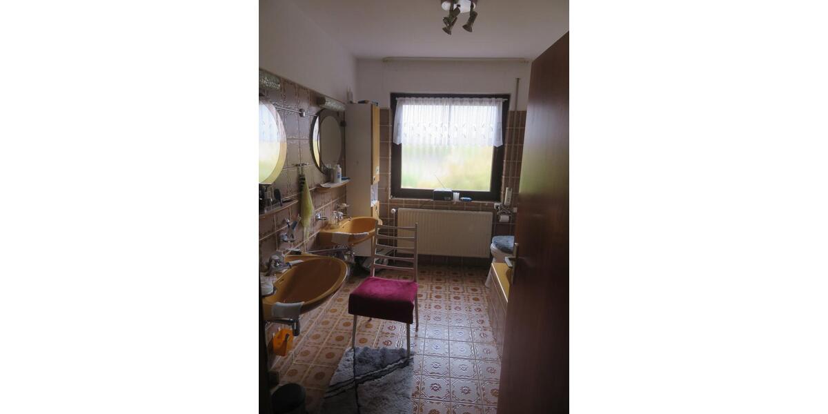 Einfamilienhaus Hildesheim Himmelsthür - 9 Zimmer, 210 m&sup2;, 535.000&euro; | Angebot:26755086
