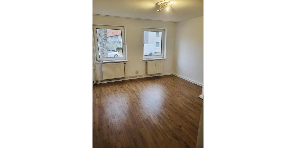 Erdgeschoßwohnung Salzgitter Ortschaft Südost - 3 Zimmer, 52 m&sup2;, 66.000&euro; | Angebot:26257380