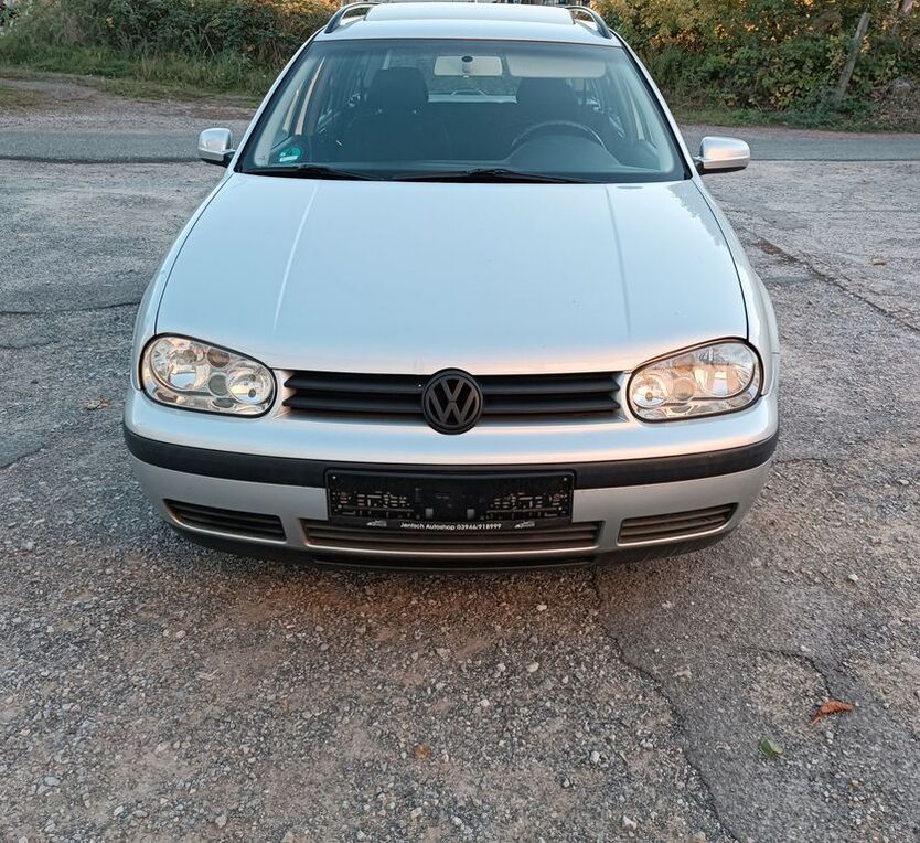 VW Golf 200.000 km 1.199 € Braunschweig 38106