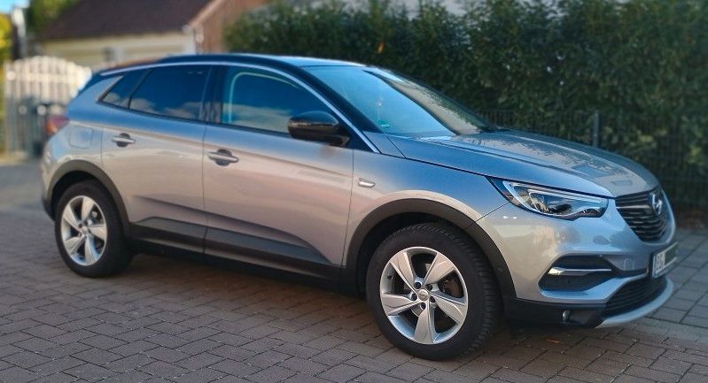 Opel Grandland (X) 93.000 km 14.500 € Braunschweig 38126