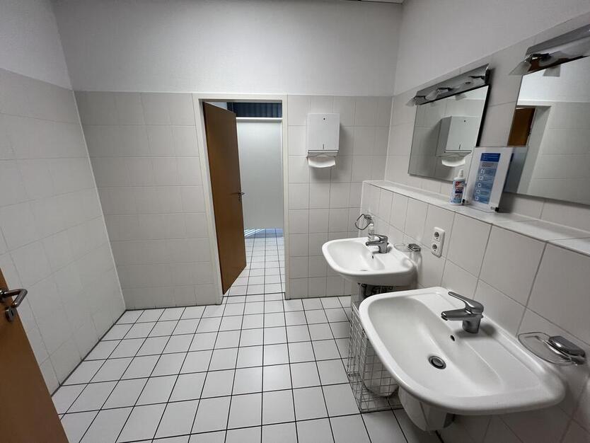 Büros zur Miete: von 208 m² bis 1.011 m² zimmer