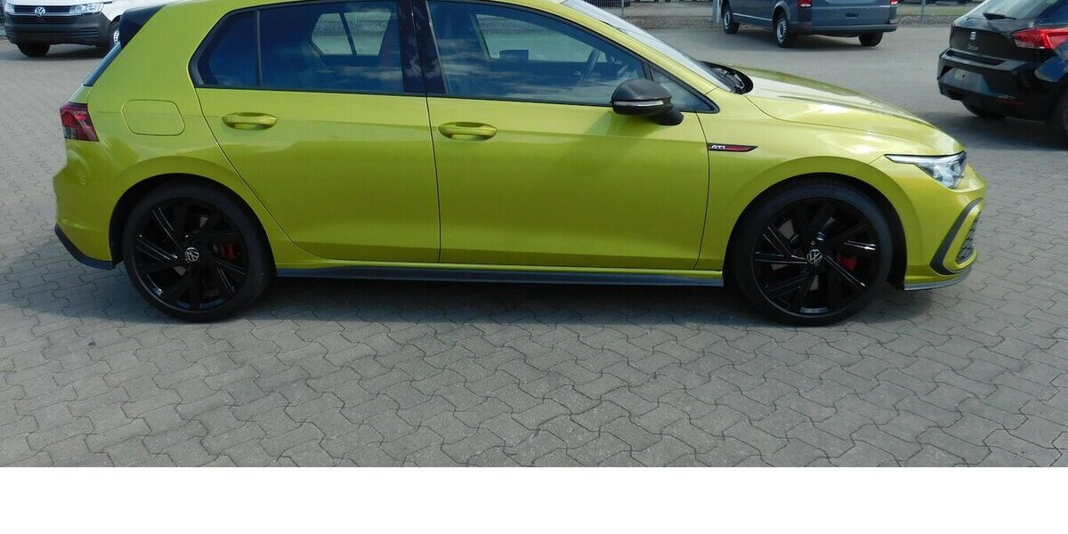 VW Golf 2.0 VIII GTI Performance 4 TRG TSI BMT Navi 29.100 km 23.990 &euro; Vordorf 38533