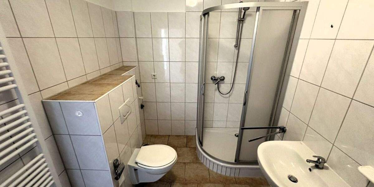 Etagenwohnung Hildesheim Ochtersum - 2 Zimmer, 83 m&sup2;, 179.000&euro; | Angebot:25734425