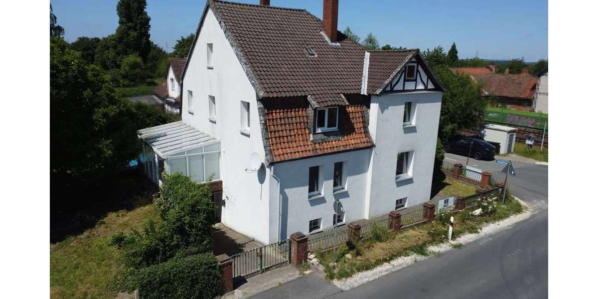 Einfamilienhaus Lengede - 7 Zimmer, 180 m&sup2;, 170.000&euro; | Angebot:27118037