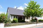 Einfamilienhaus mit schönem Garten