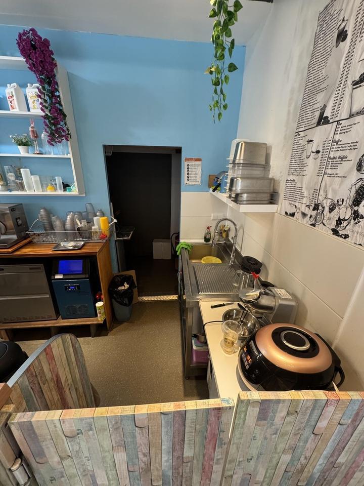 Erleben Sie die exklusive Chance: Kleiner Laden, große Wirkung in WF´s historischer Altstadt zimmer